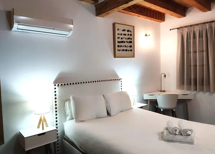 Duplex En La Juderia De Toledo